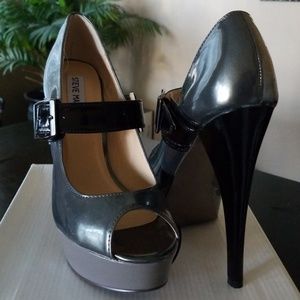 Steve Madden P-Saassi Peep Toe Mary Janes